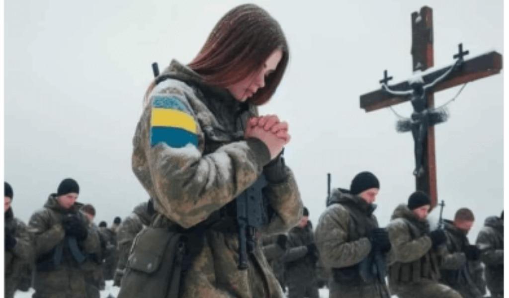 украинские воины молятся