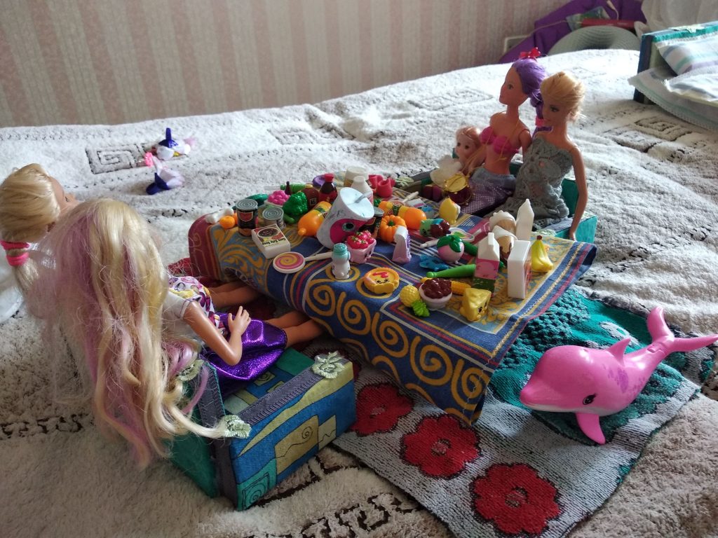 Мебель для куклы Барби своими руками