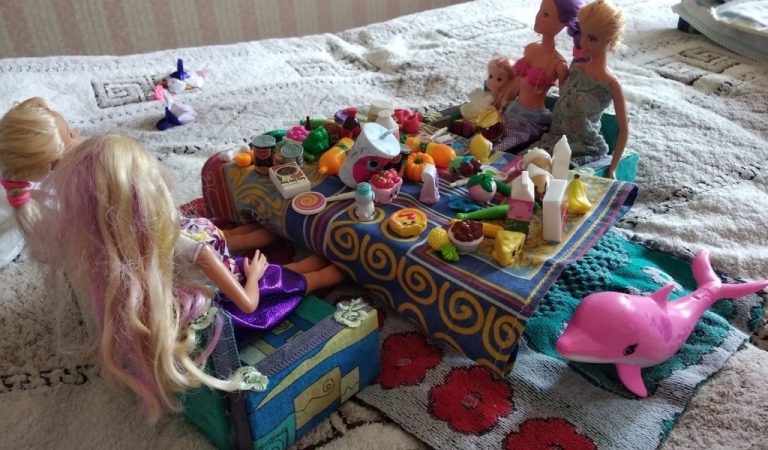Мебель для куклы Барби своими руками